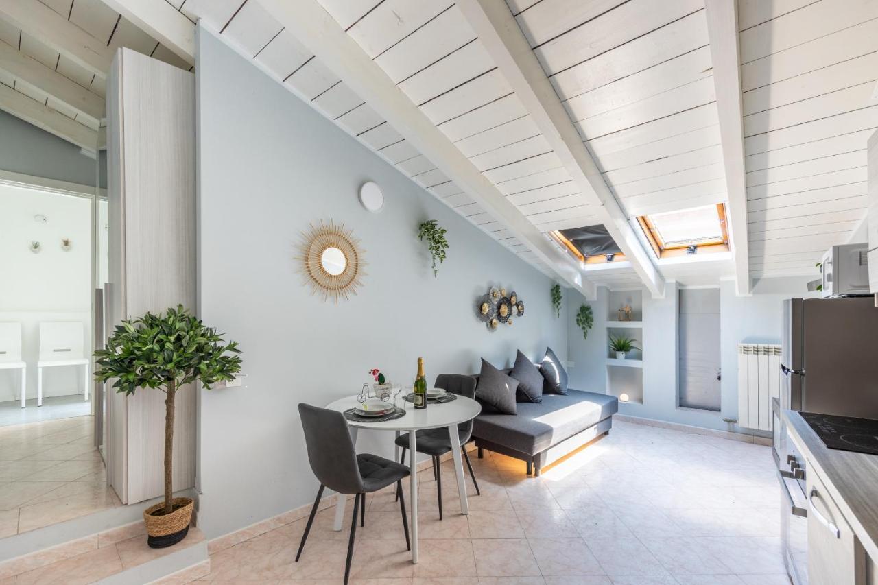 Apartamento Free Parking Tiny House Wifi Netflix 15 Minuti Dal Duomo Milán Exterior foto