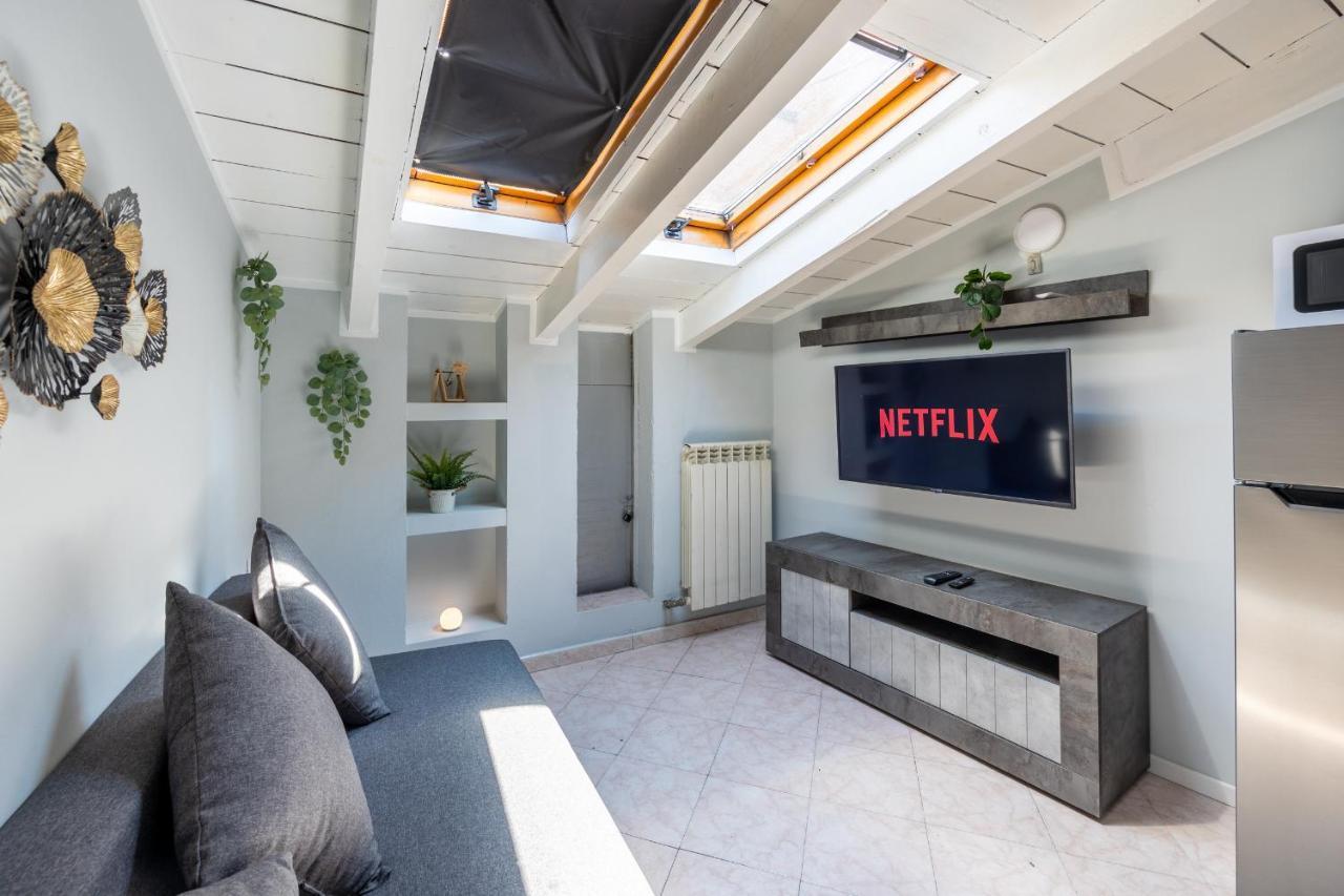 Apartamento Free Parking Tiny House Wifi Netflix 15 Minuti Dal Duomo Milán Exterior foto